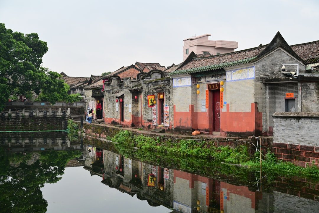 苏州山塘街运河两岸古建筑夜景